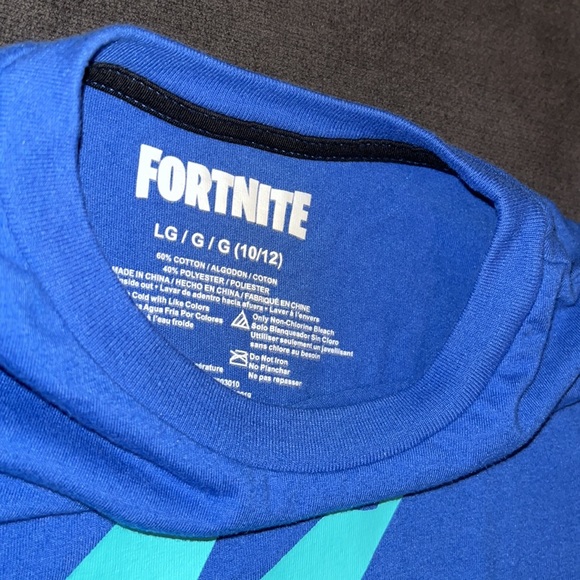 Fortnite & Roblox Long Sleeves Boys t-shirts. Blue is LG (10-12) & White Med. - Picture 3 of 15